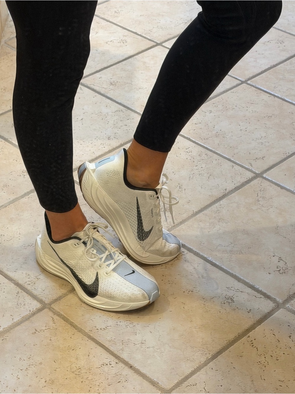 Nike Women's Pegasus Plus Running Shoes